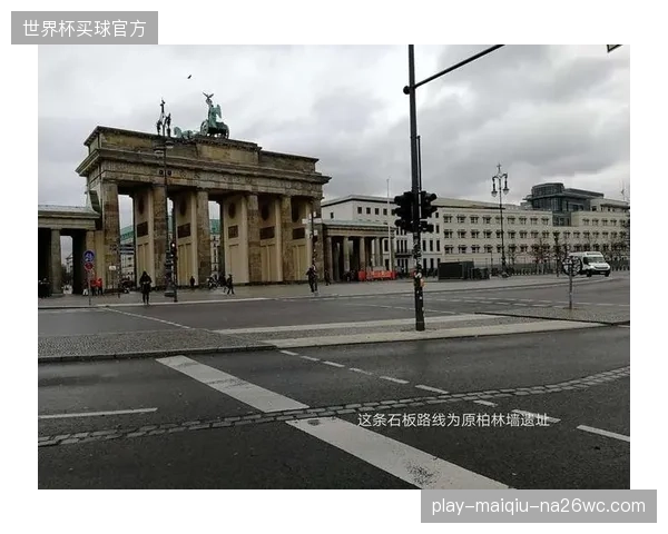 超过8000公里的潜在转场飞行距离，迫使奥地利队必须在训练营选择上优先考虑交通枢纽城市。